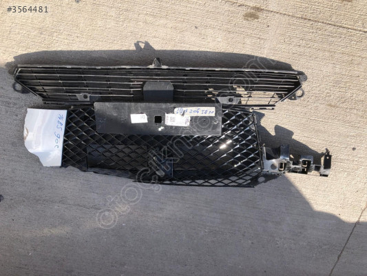 DS 4 ÖN TAMPON ORTA IZGARA D41-87791