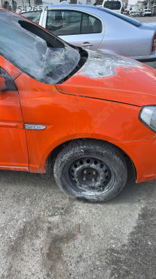 Era sağ çamurluk