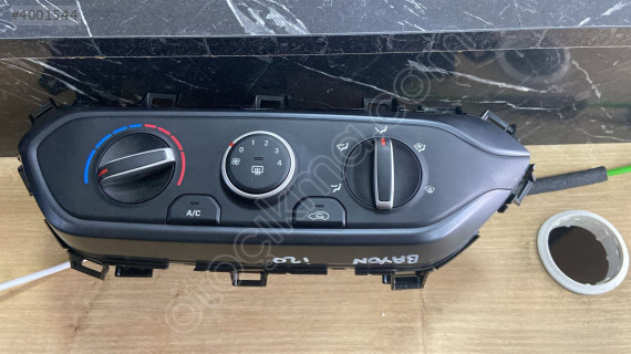 HYUNDAİ BAYON KLİMA KONTROL PANELİ