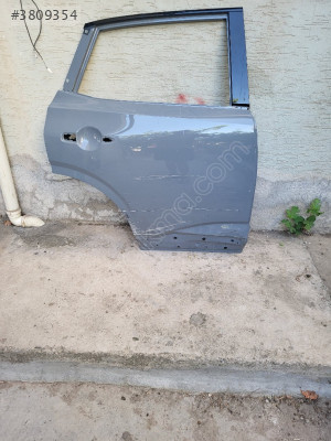 Nissan Qashqai sag arka kapı orjınal