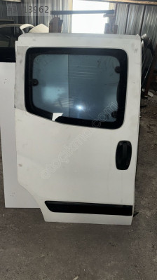 Fiat Fiorino beyaz hatasız sağ sürgülü kapı