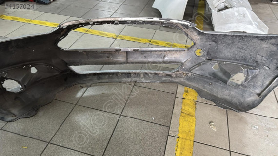 FORD TOURNEO COURİER ÖN TAMPONN