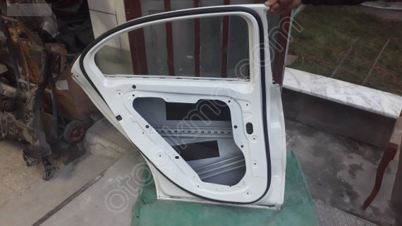 Mercedes A 176 KAPI SOL ARKA HATASIZ BEYAZ