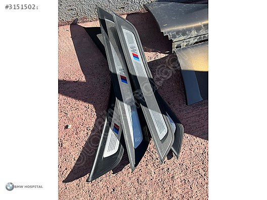 BMW G30 ORJİNAL KAPI İÇ BAKALİTLERİ M YAZILI