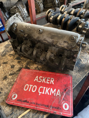 Trafic 1.9 silindir kapağı