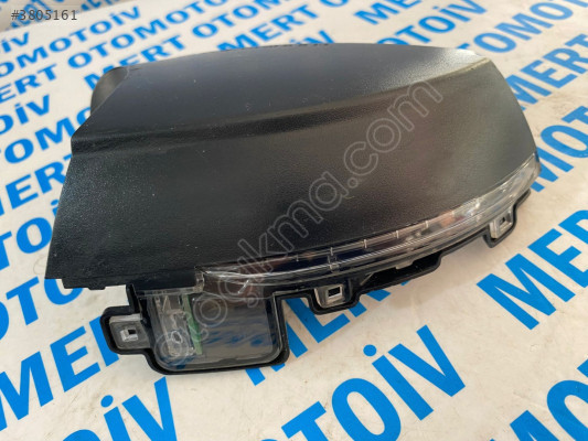 VW POLO SAĞ AYNA SİNYALİ (2009-2017) ORJİNAL