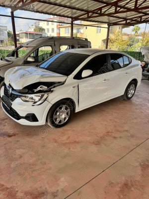 Renault taliant sol şasi