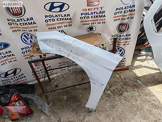 Ford Focus ön sol çamurluk orijinal 2012-2017