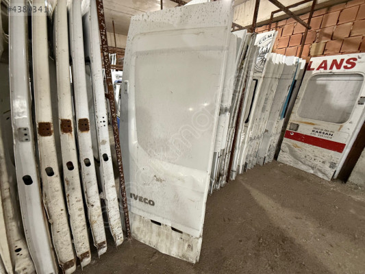 IVECO DAİLY ÇIKMA ORJİNAL BAGAJ KAPAĞI KD