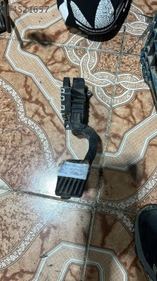 Fiat Linea gaz pedalı