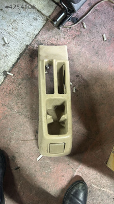 2008 HONDA CITY ÇIKMA ORJİNAL HATASIZ ORTA KONSOL