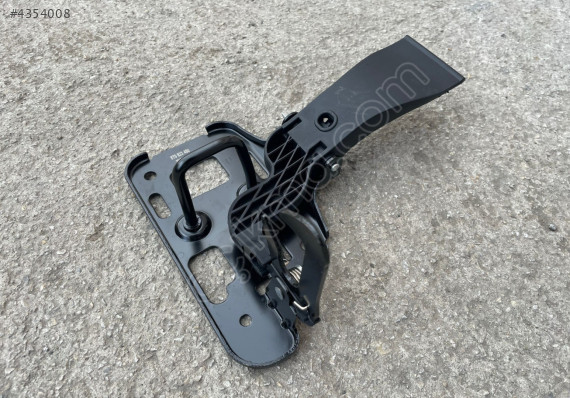 A4 KAPUT ÜST KİLİDİ A5 2008 2009 2010 2011 2016 SIFIR 8T0823480