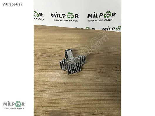 BMW F20 F21 FAR LED BEYNİ 178422-00
