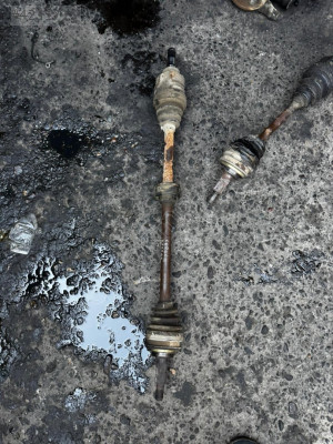 TOYOTA COROLLA SAĞ AKS KONUK OTO