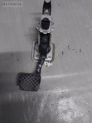 AUDİ A3 2005 1.6 BENZİNLİ ÇIKMA ORİJİNAL PEDAL