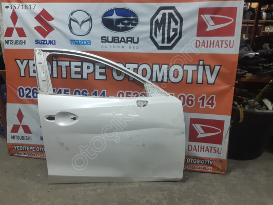 mazda 3 sağ ön kapı