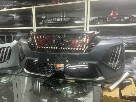Peugeot 2008 ön tampon dolu