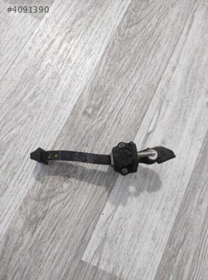 FORD FOCUS 3 SOL ARKA KAPI GERGİSİ