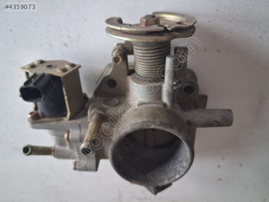 Mazda  Familya  Gaz  Kelebeği