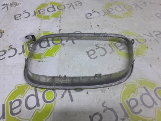 BMW 1 SERİSİ 2017 2023 F20 ÖN BÖBREK ÇERÇEVESİ SAĞ 7239022