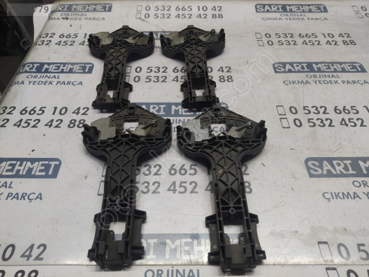 ÇIKMA MERCEDES SPRİNTER SAĞ ÖN DIŞ KAPI KOLU BRAKETİ