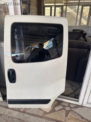 Fiat Fiorino sol sürgülü kapı orijinal çıkma