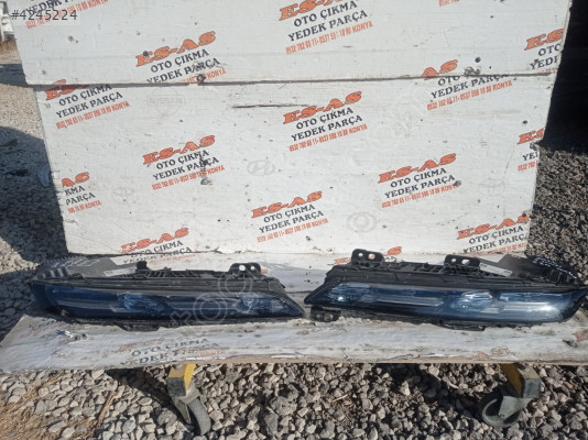 BMW 7 SERİSİ G70 TAM LEDLİ SAĞ - SOL ÖN FAR ÇIKMA ORJ