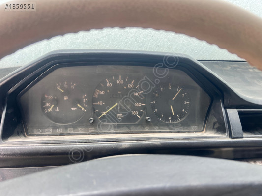 W124 MERCEDES 200 D MANUEL 86 MODEL KM SAATİ GÖSTERGE PANELİ