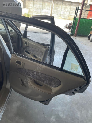 COROLLA 1.6 VVTİ SAĞ ARKA KAPI DÖŞEMESİ HATASIZ ORJİNAL ÇIKMA