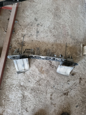 Ford Courier Arka Tampon Demiri
