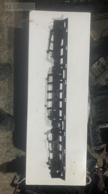 2K7807863A Vw caddy arka tampon braketi