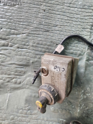 RENAULT CLİO ÇIKMA ORİJİNAL FREN HİDROLİK DEPOSU