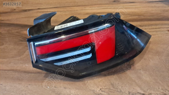 OPEL ASTRA L SAĞ ARKA DIŞ STOP LAMBASI 9839298380