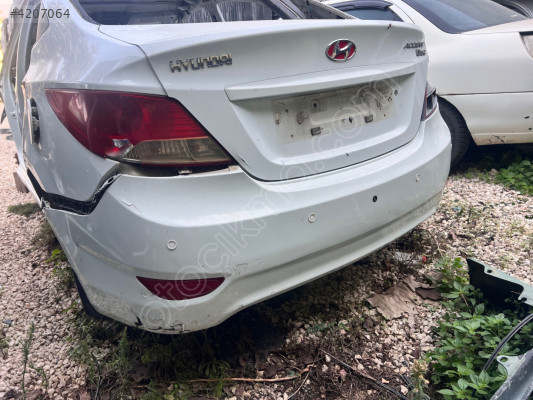 HYUNDAİ ACCENT BLUE ARKA TAMPON ÇIKMA ORJİNAL