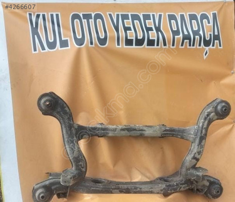 mercedes CLA arka travers