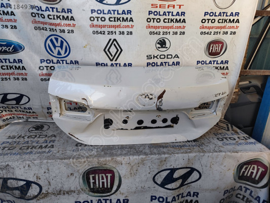 Toyota Corolla bağaj kapağı