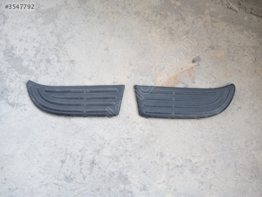 Toyota Hilux 04-11 Arka Tampon Sağ-Sol Yan Kaplama Takımı Orijina