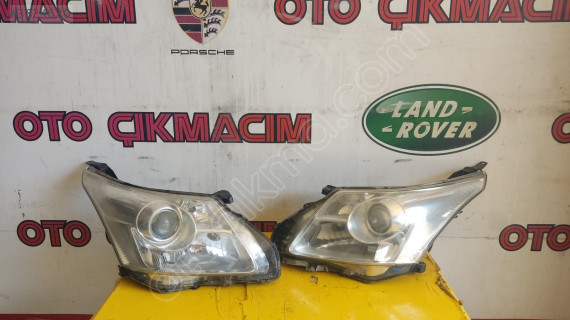 TOYOTA AVENSİS SAĞ SOL FAR