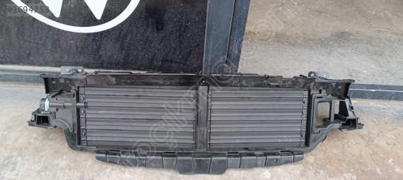 VOLVO XC60 ÇIKMA ORJİNAL ÖN HAVALANDIRMA MASKESİ TEMİZ 32345498