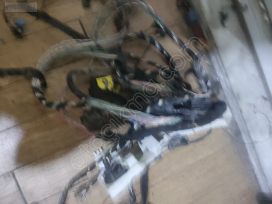 Megane 3 Renault Elektrik Tesisatı - Oto Çıkma Parçaları