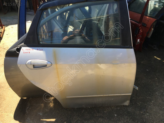 Fiat Linea 2008 Sağ Arka Kapı Menteşesi Kapı Çıtası