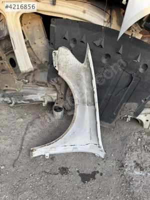 Audi a3 sedan sağ çamurluk