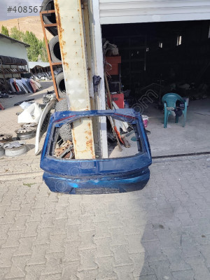 Peugeot 408 arka bagaj kapağı plastik 2023 2025