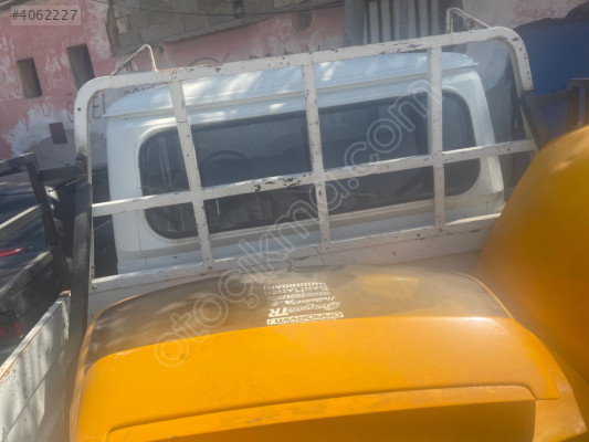 Peugeot 106 bagaj kapağı