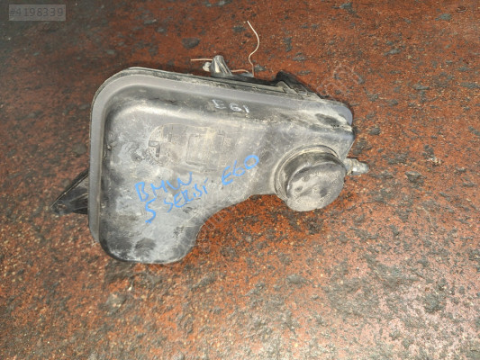 BMW 5 SERİSİ E 60 YEDEK SU DEPOSU ÇIKMA ORJİNAL YEDEK PARÇA