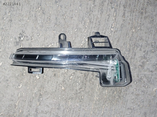 3V0949101 15-19 SUPER B ORJ. ÇIKMA SOL DİKİZ AYNA SİNYALİ