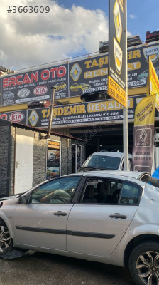 Renault Megan 2 hatasız sol ön kapı