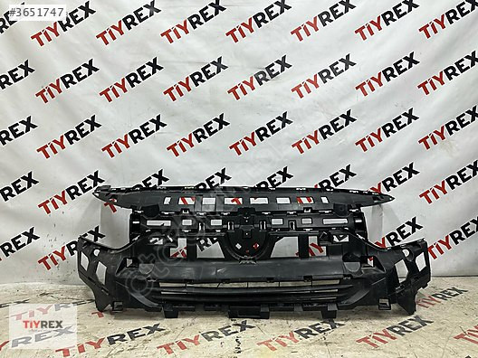 Peugeot Rifter 24-25 Ön Panjur İç Maske Orjinal