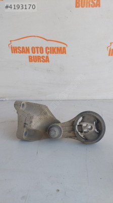 Kangoo 3 1.5 dizel şanzıman alt kulağı ve alt ayağı