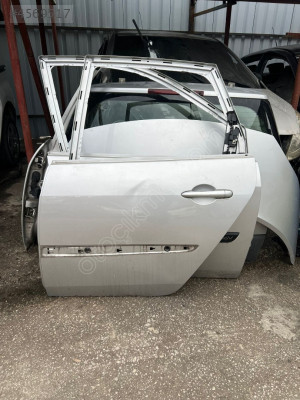 RENAULT SCENİC-2 SOL ARKA KAPI / MERT OTO